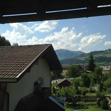 Πανσιόν Haus Tenk