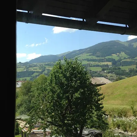 Penzion Haus Tenk 3*