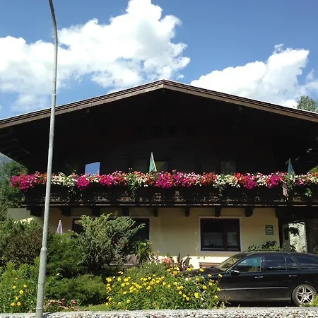 Guest house Haus Tenk Mittersill